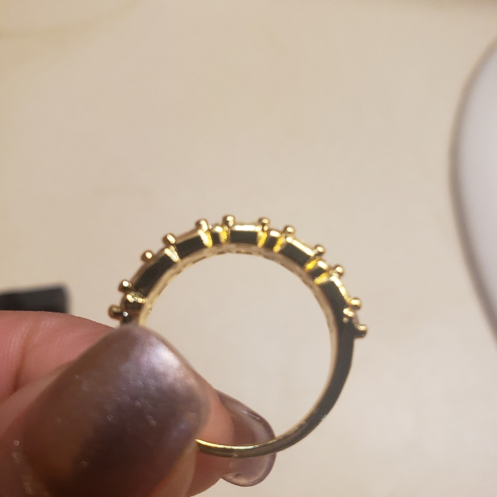 Wedding Band - Picture 3 of 4